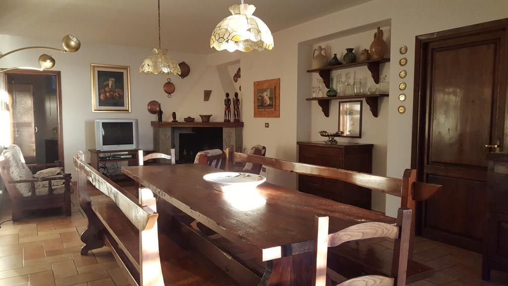 La Guardata Montefiascone Bilik gambar